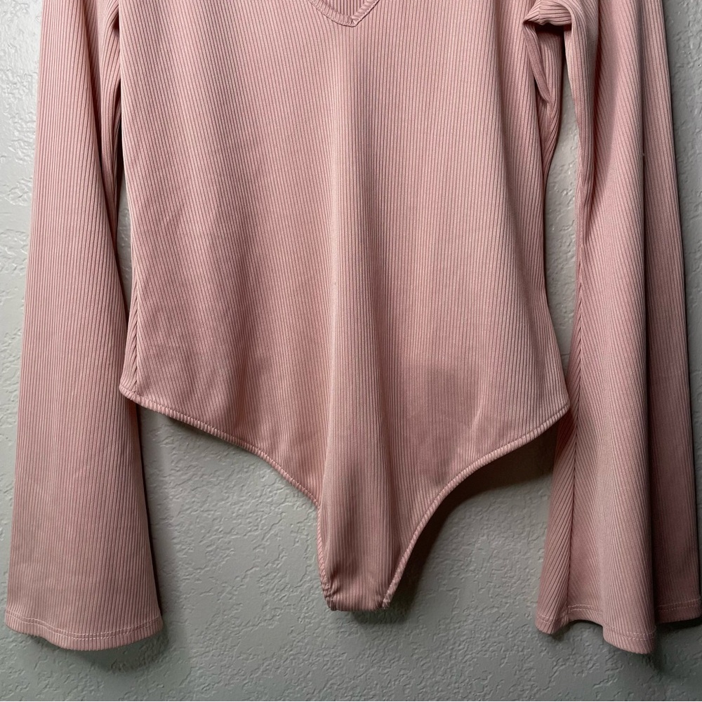 Intimately Free People Rose Charli Ribbed Flare Sleeve Bodysuit Plunge V-neck - Picture 5 of 15